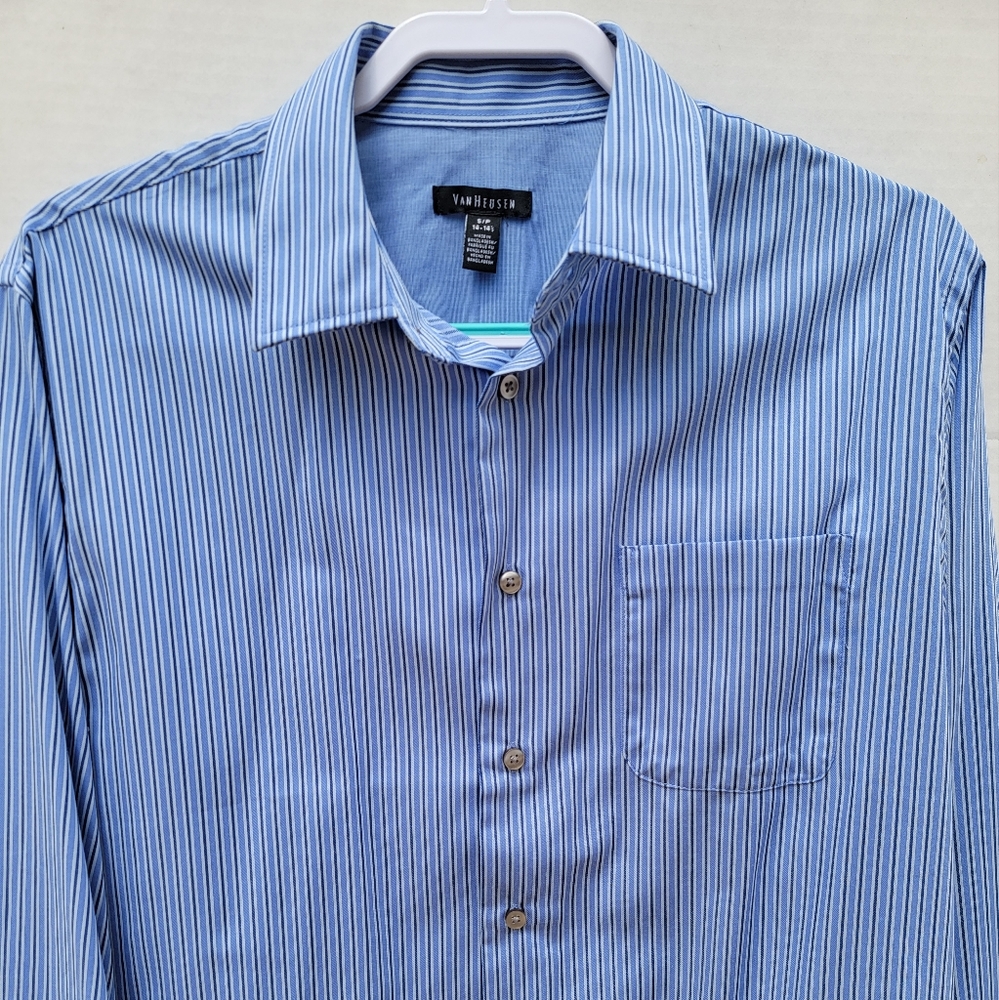 VanHeusen Blue Striped Dress Shirt Size Small